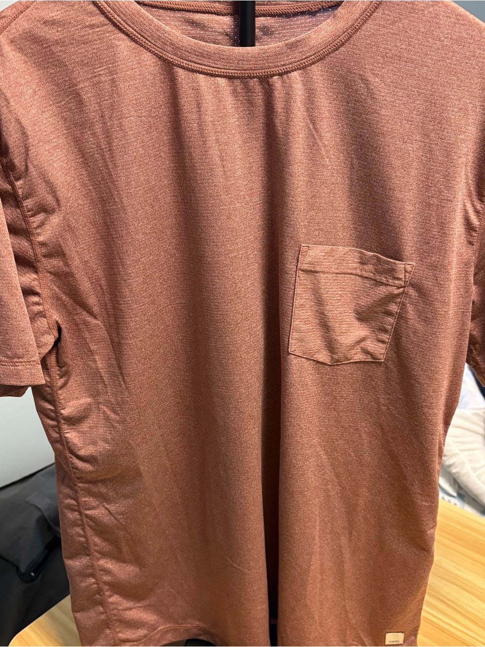 Vuori Men's Pocket Tee in Rust Large Designer Athleisure